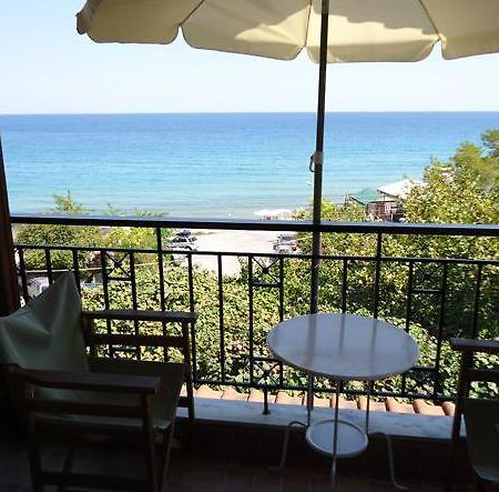 Harilaos Beach Plaka Litochorou Kamer foto